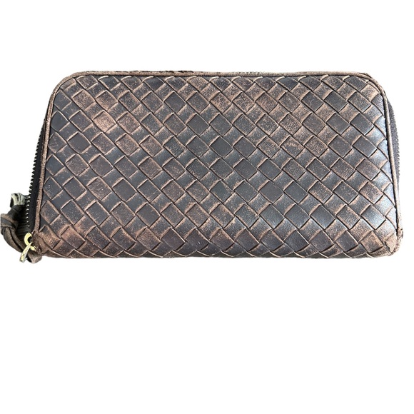 Bottega Veneta Intrecciato Leather Wallet - Picture 12 of 12